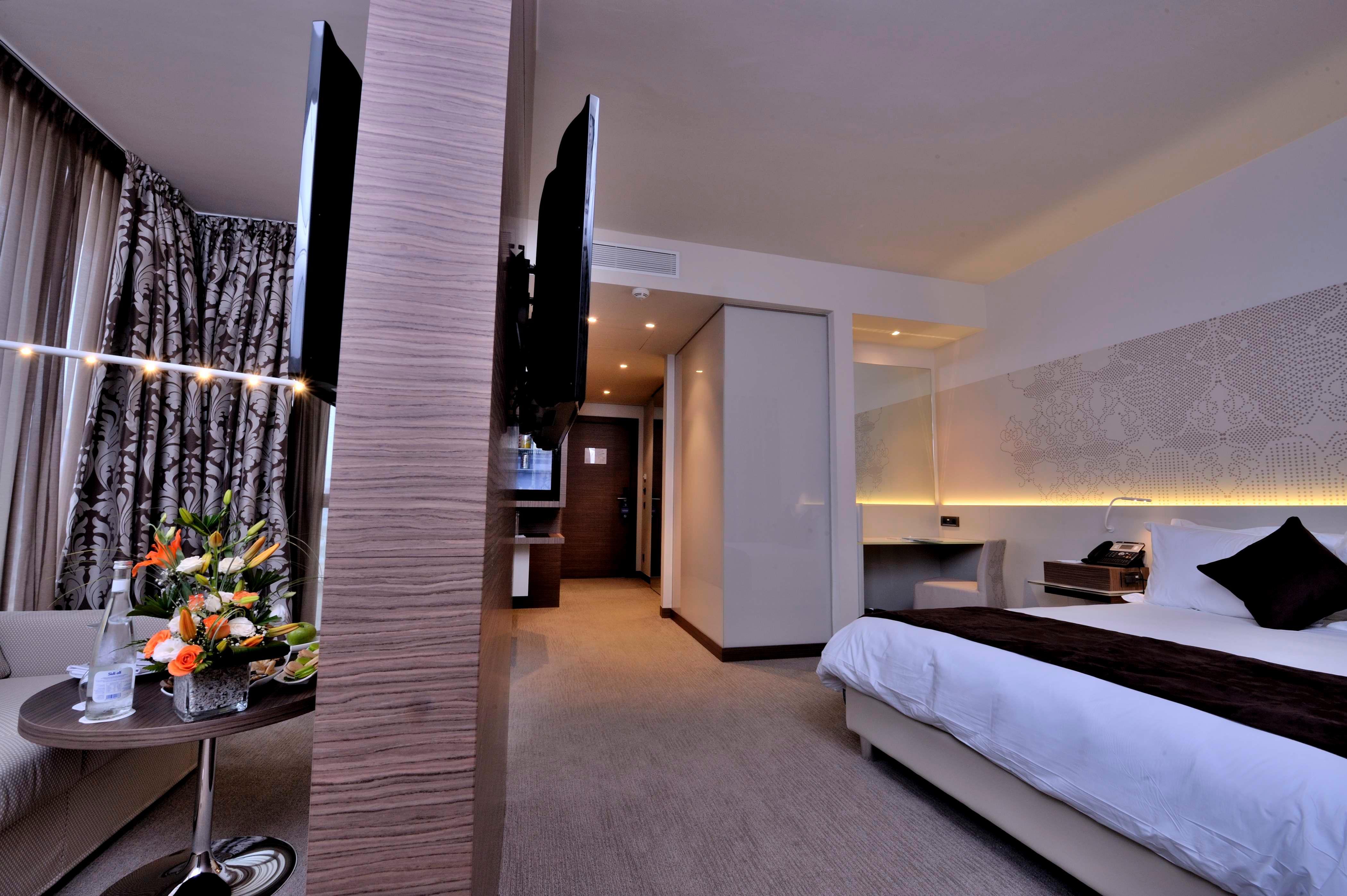 เกนซิ ซิดิ มารูฟ Hotel คาซาบลังกา ภายนอก รูปภาพ